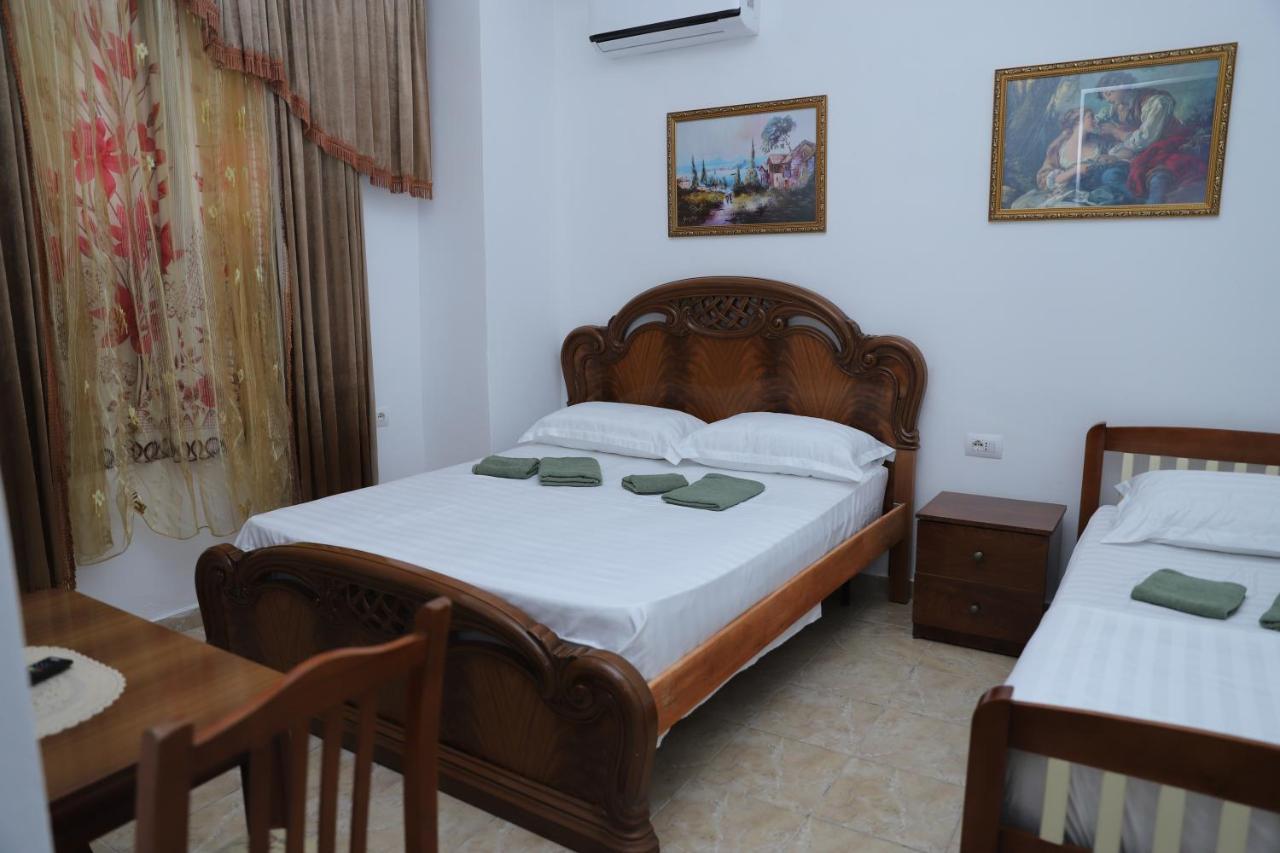 Hanna'S Hostel Berat Luaran gambar